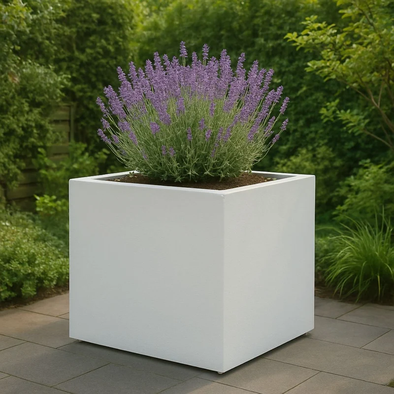 GARDRA Jardinière en polyester blanche pur 160x160x160 cm RAL 9010