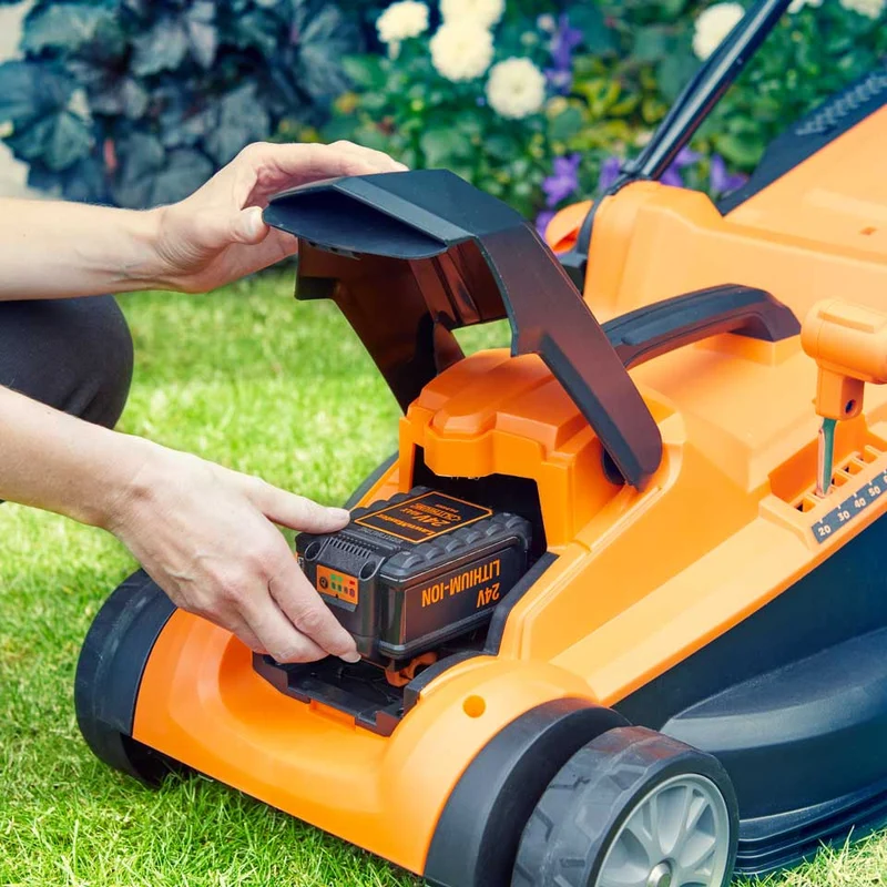LawnMaster MX 24V 37cm | Cordless Lawn Mower
