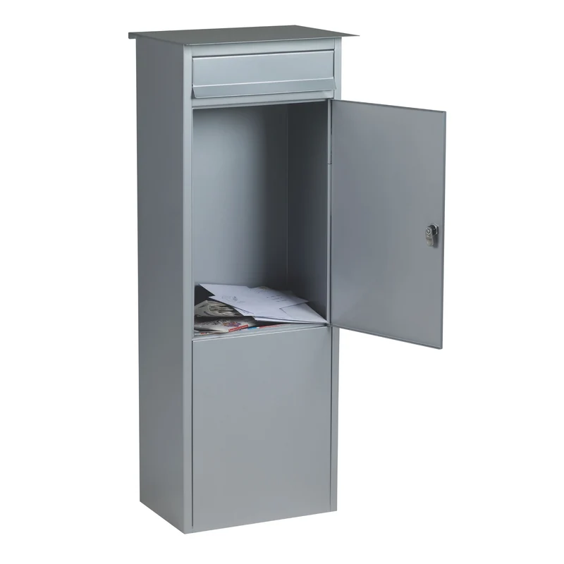 Boîte aux lettres colonne FRANKURT – acier gris mat – grande ouverture A4 – fixation au sol – serrure à clé