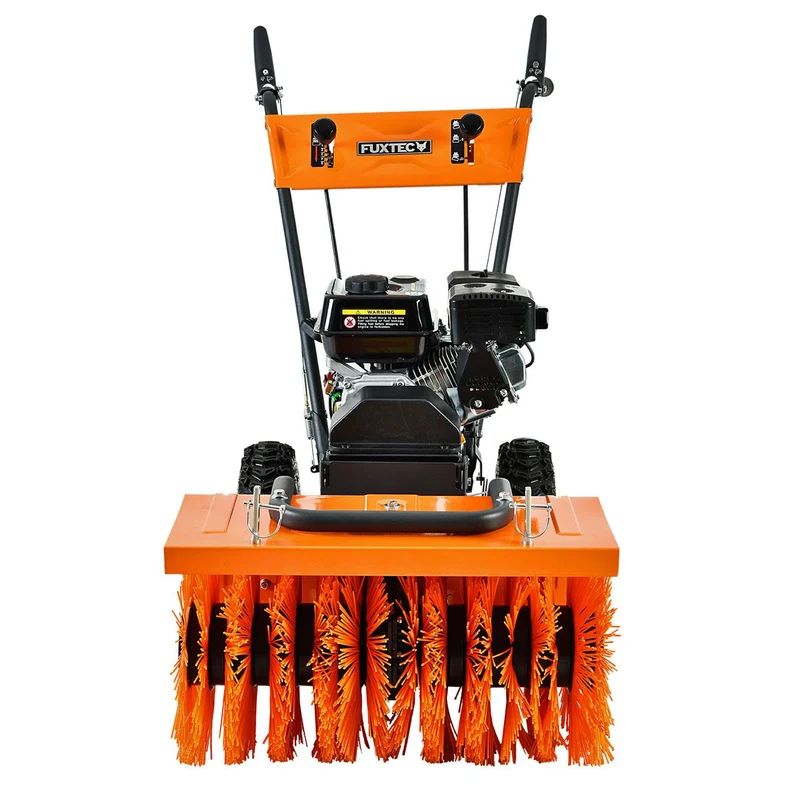 Balayeuse déneigeuse thermique FUXTEC FXKM196 SET1, avec brosse de balayage + 3 embouts fraise à neige, chasse-neige et collecteur de déchets