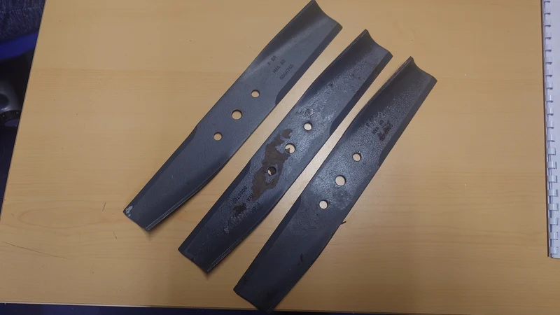 PIECES D'OCCASION